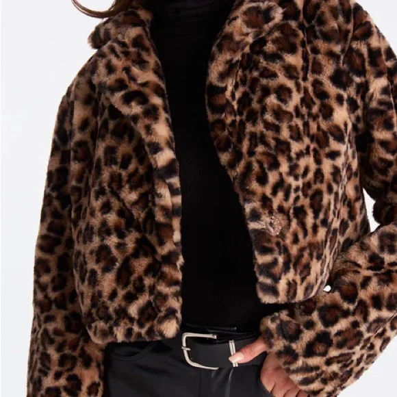 Fashion Nova Felicia Leopard Print Faux Fur Coat Size Large NWT - Picture 3 of 4